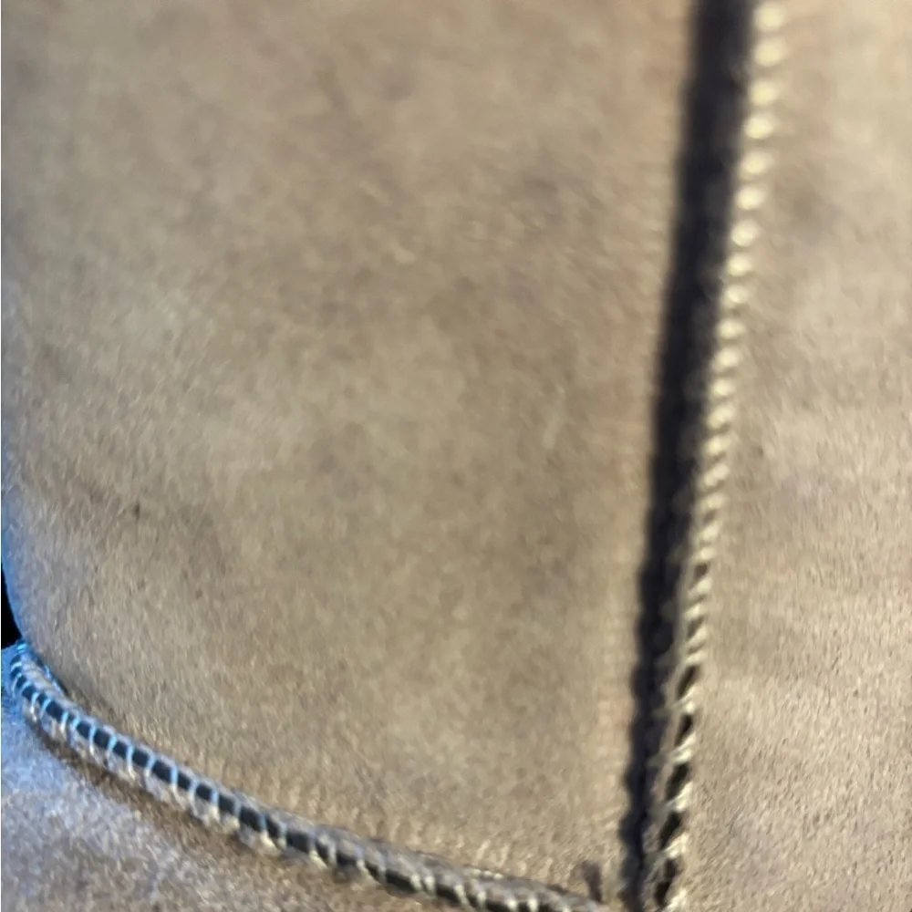 UGG Cream Tan Winter Boots with Plush Lining Classic Mini I Size 6
